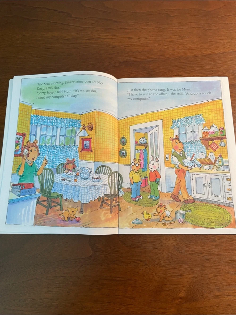 Arthur Children's Book Set - Assorted Colors